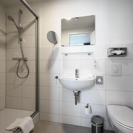 Loftstyle Eningen; Sure Collection By Bw 3* Eningen unter Achalm